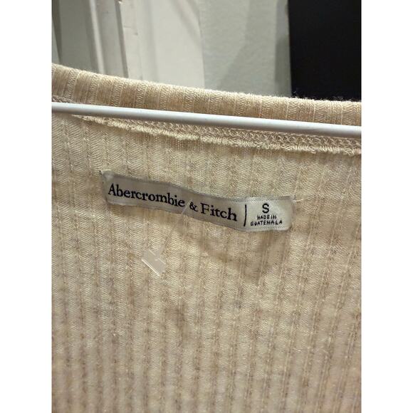 Abercrombie & Fitch cream waffle knit cropped top - Picture 2 of 4